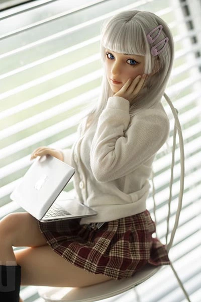 幼顔ラブドール