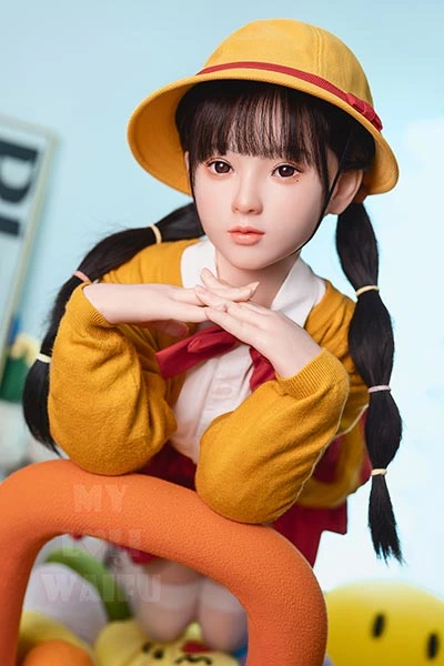 小柄リアルドール