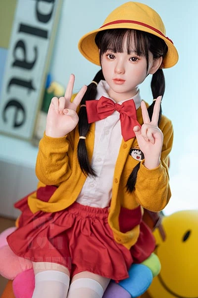 小柄リアルドール