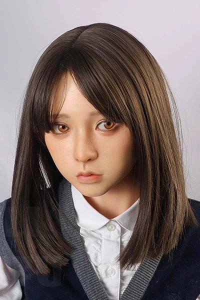 学生風美少女アダルト人形