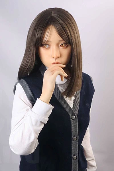 学生風美少女アダルト人形