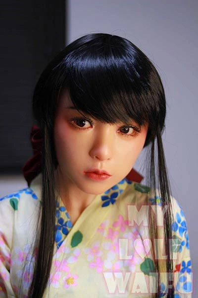 138cm Aカップ 学生風アダルトドール