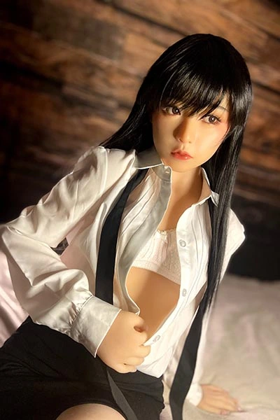 癒し系小柄リアルドール