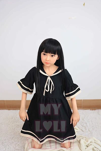 幼顔気品ある等身大リアルセックスドール