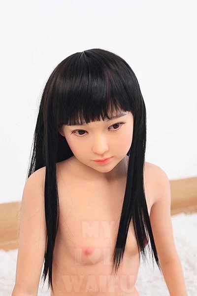 MLW DOLL 138cm AAカップ グラマラス美少女ラブドール