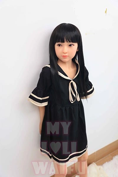 幼顔気品ある等身大リアルセックスドール