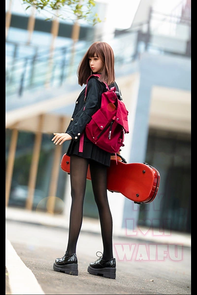 清楚系美少女ラブドール