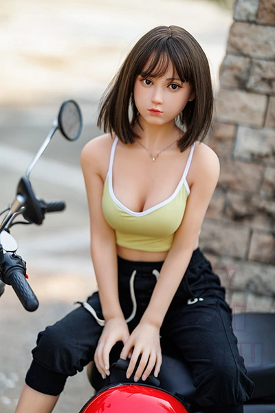 美乳 清楚系ラブドール