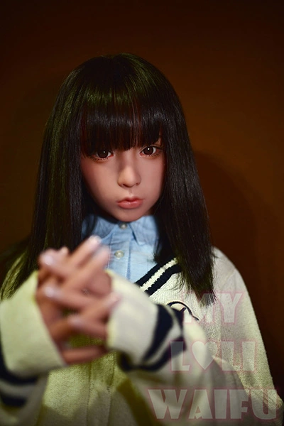 MLW DOLL 綺麗な美少女ダッチワイフ