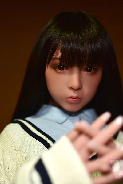 MLW DOLL 綺麗な美少女ダッチワイフ