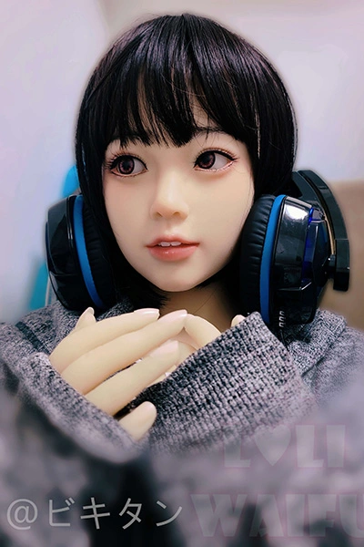 MLW DOLL アダルト人形