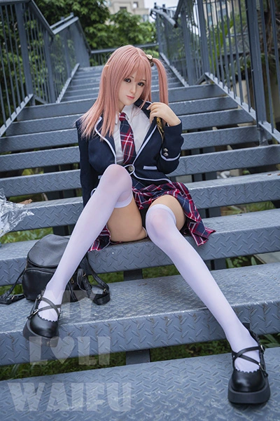  美少女 ダッチワイフ