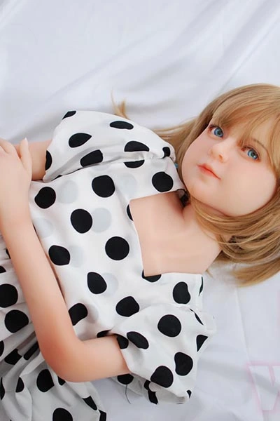 MLW DOLL 金发 ロリラブドール