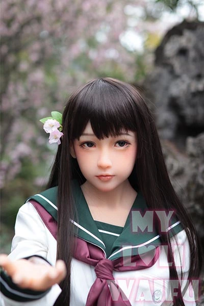 小柄 スリム美少女 エロラブドール