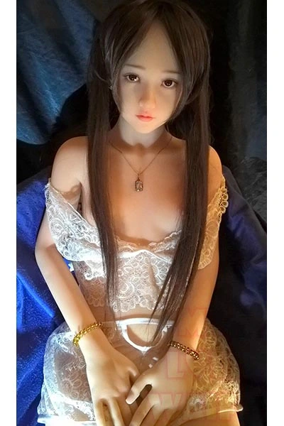 清楚系 リアルラブドール