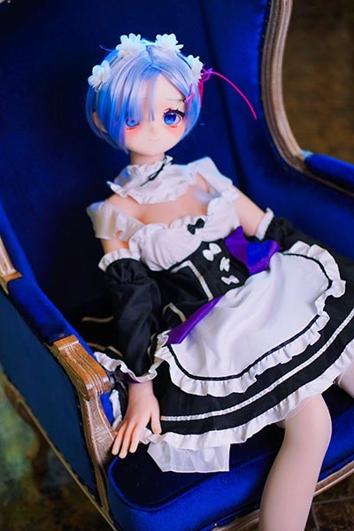 アニメ風美少女 セクシードール