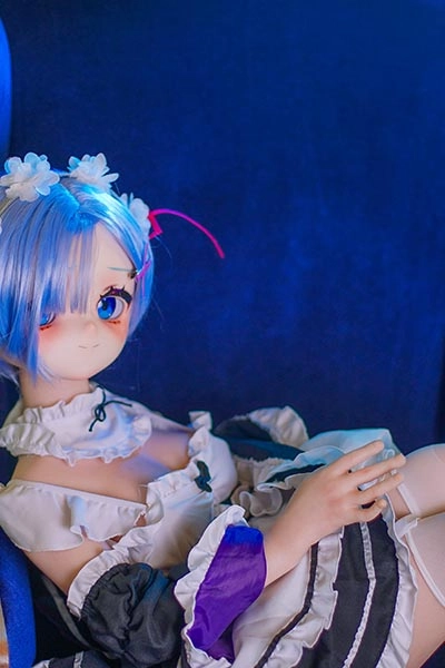 アニメ顔美少女 漫画風ラブドール