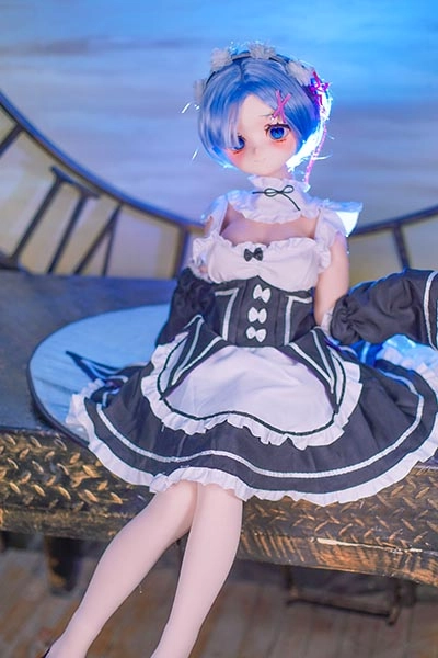 アニメ風美少女 セクシードール