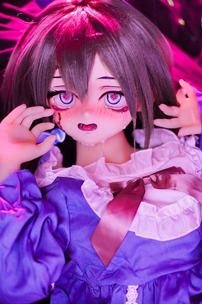 ロリ系ラブドール