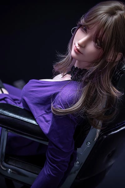 シリコン 164cm 顎機能追加可 魅惑の谷間 セックス人形