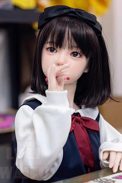 小胸 小柄 可愛いアダルトドール