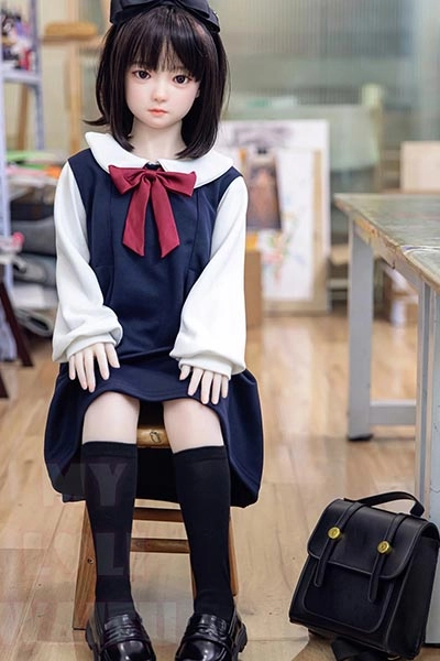 小胸 小柄 可愛いアダルトドール