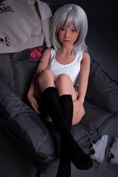 MOMODOLL 可愛いロリラブドール