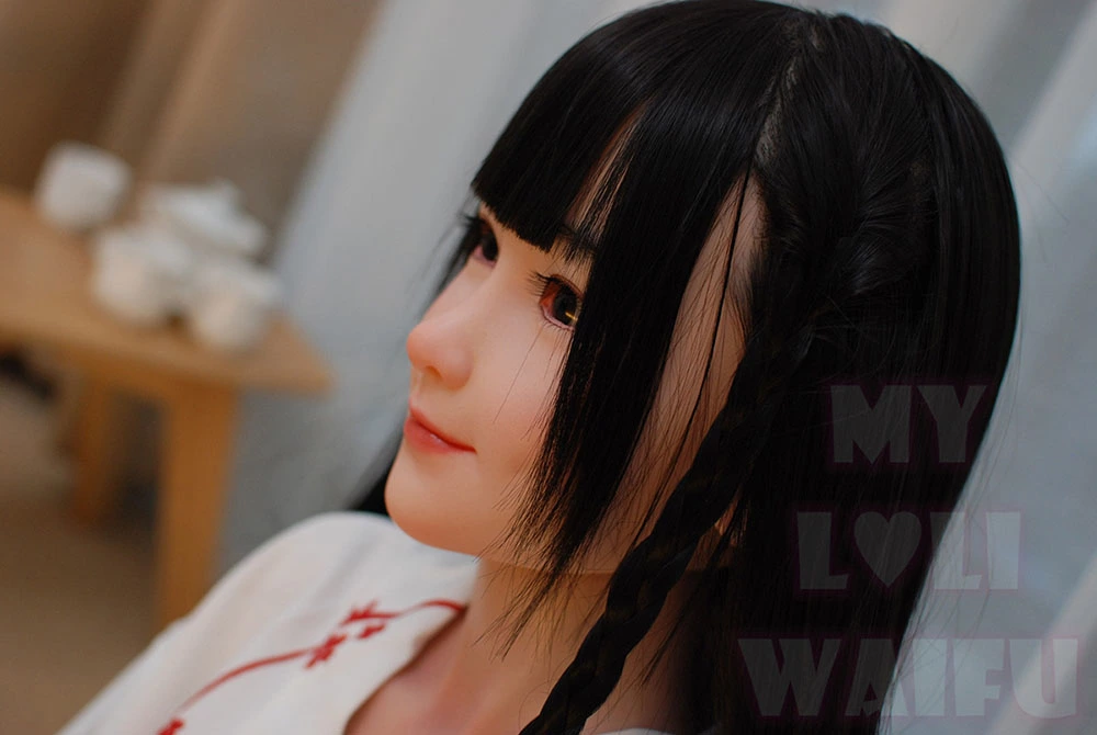 MLW DOLL 小柄ラブドール
