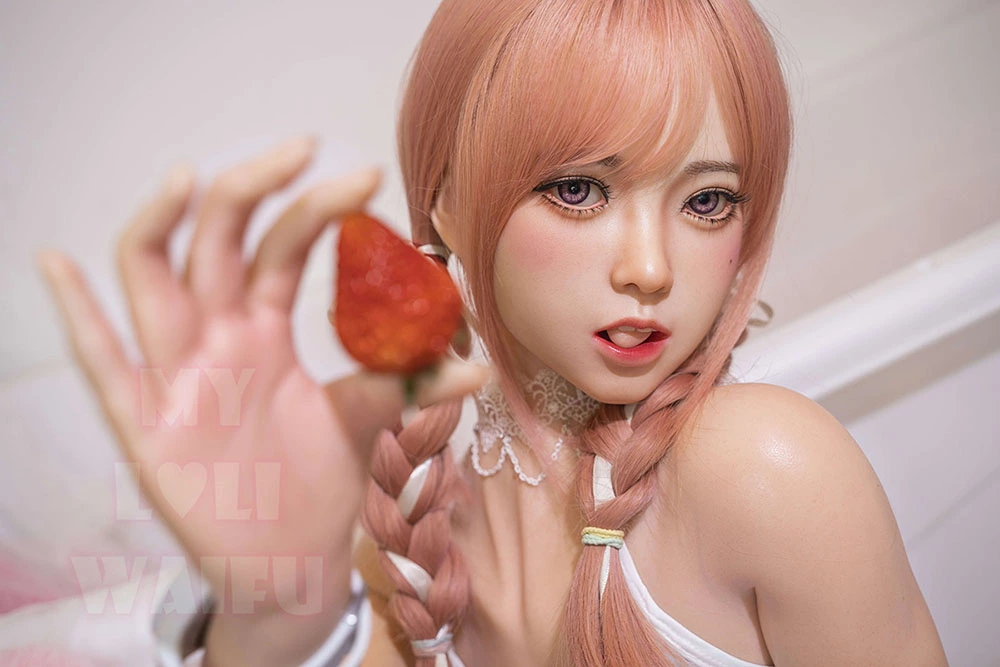 制服風 小柄 可愛いラブドール